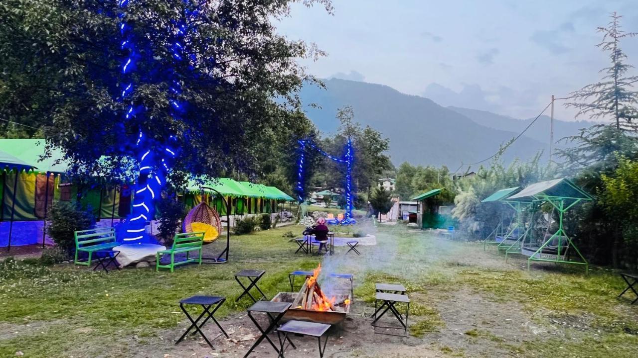 Gama Inn Manāli Kültér fotó